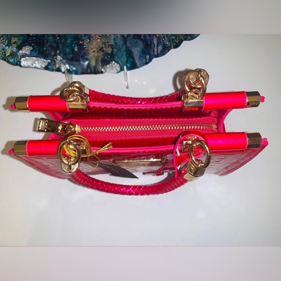 Bebe Irridescent Dark Pink Monogram Purse W/ Matching Wallet & Crossbody Strap - Picture 10 of 14